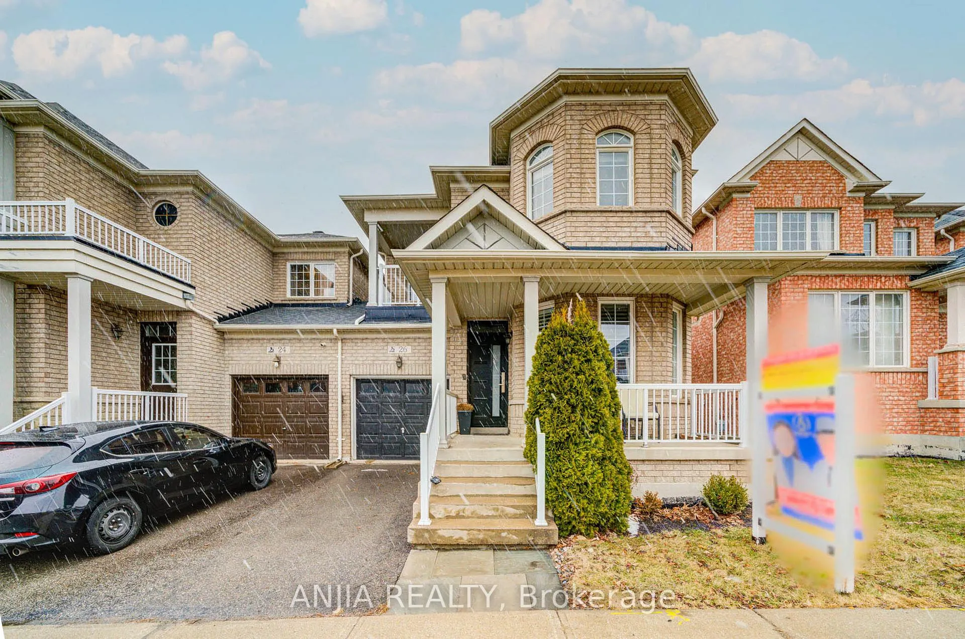 Photo 2 of 26 Atlas Peak Drive, Markham, Victoria Manor-Jennings Gate — HOMEH