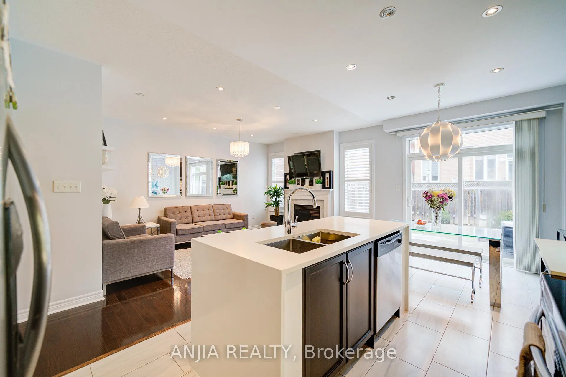 Photo 13 of 26 Atlas Peak Drive, Markham, Victoria Manor-Jennings Gate — HOMEH