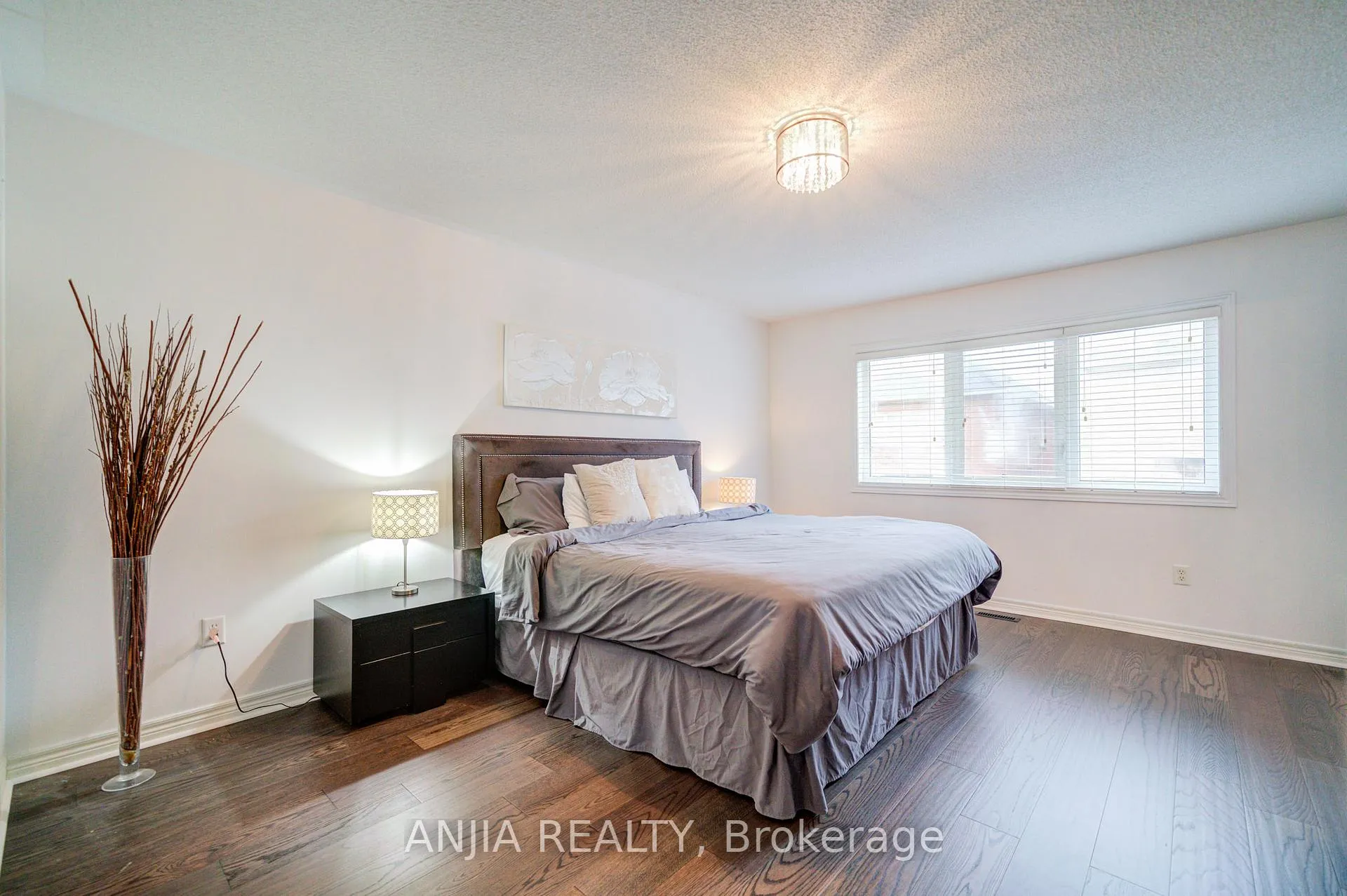 Photo 23 of 26 Atlas Peak Drive, Markham, Victoria Manor-Jennings Gate — HOMEH