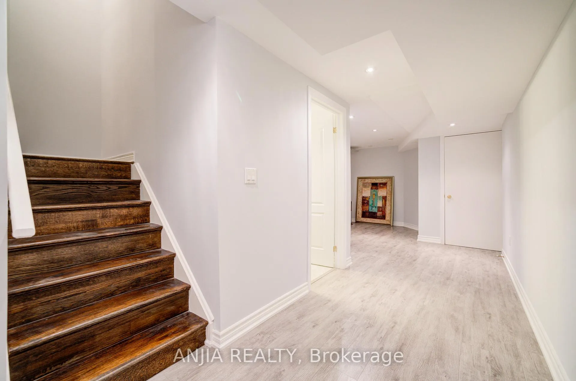 Photo 38 of 26 Atlas Peak Drive, Markham, Victoria Manor-Jennings Gate — HOMEH
