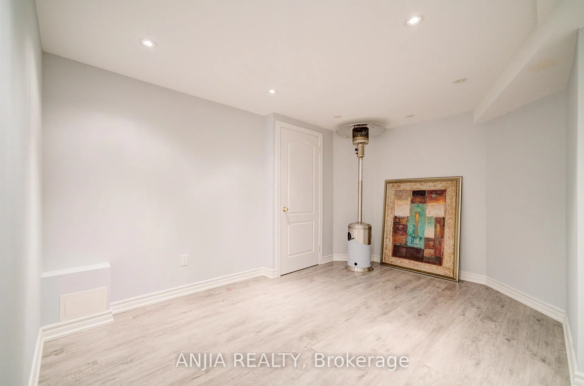 Photo 39 of 26 Atlas Peak Drive, Markham, Victoria Manor-Jennings Gate — HOMEH