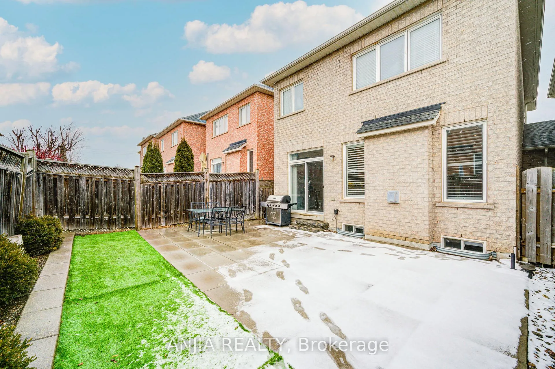 Photo 46 of 26 Atlas Peak Drive, Markham, Victoria Manor-Jennings Gate — HOMEH