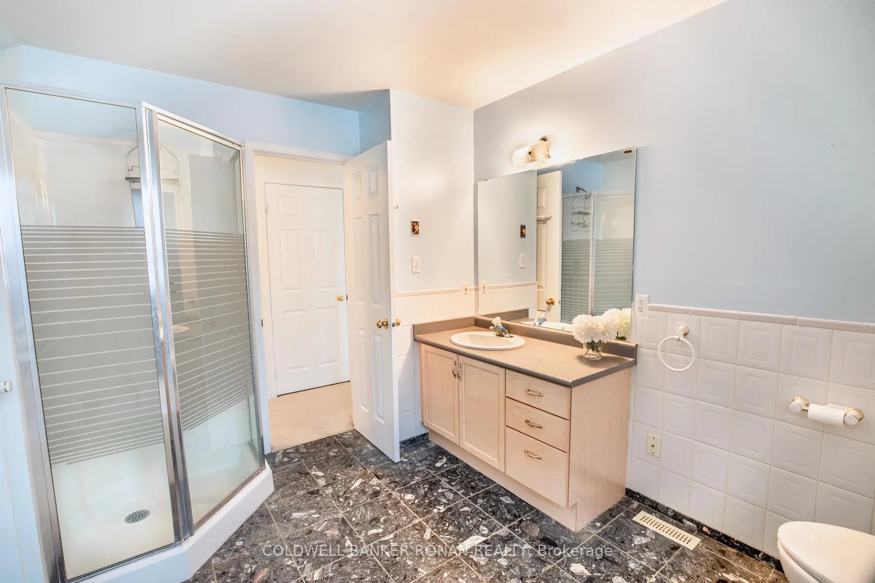 Photo 17 of 17 Mayfair Drive, Barrie, Ardagh — HOMEH
