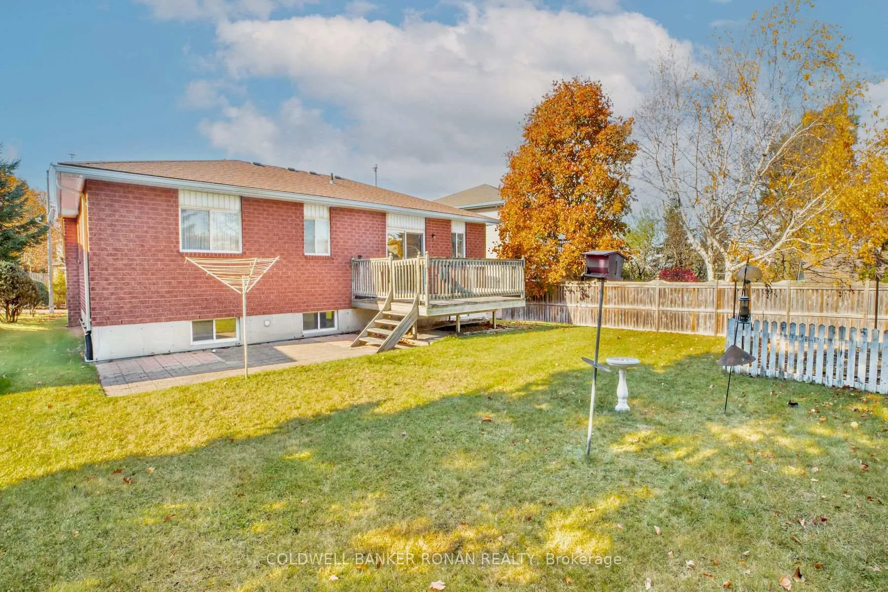 Photo 32 of 17 Mayfair Drive, Barrie, Ardagh — HOMEH