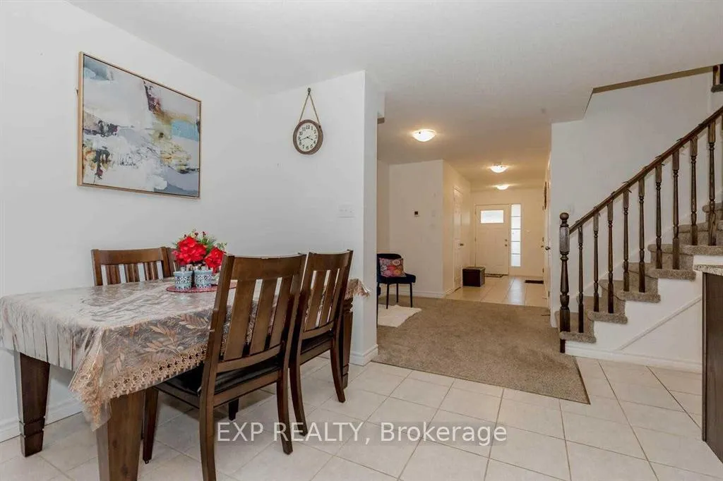 Photo 13 of 77 Woodedge Circle, Kitchener, Huron Park — HOMEH