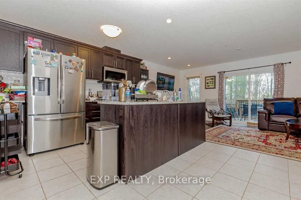 Photo 15 of 77 Woodedge Circle, Kitchener, Huron Park — HOMEH