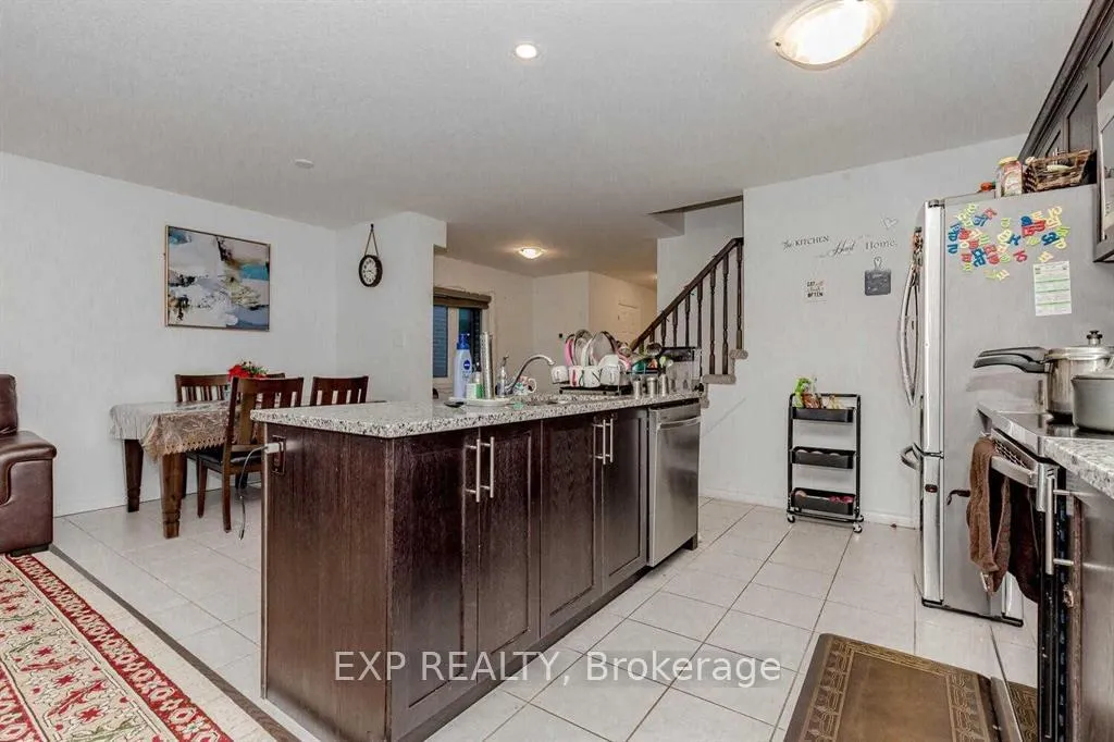 Photo 16 of 77 Woodedge Circle, Kitchener, Huron Park — HOMEH