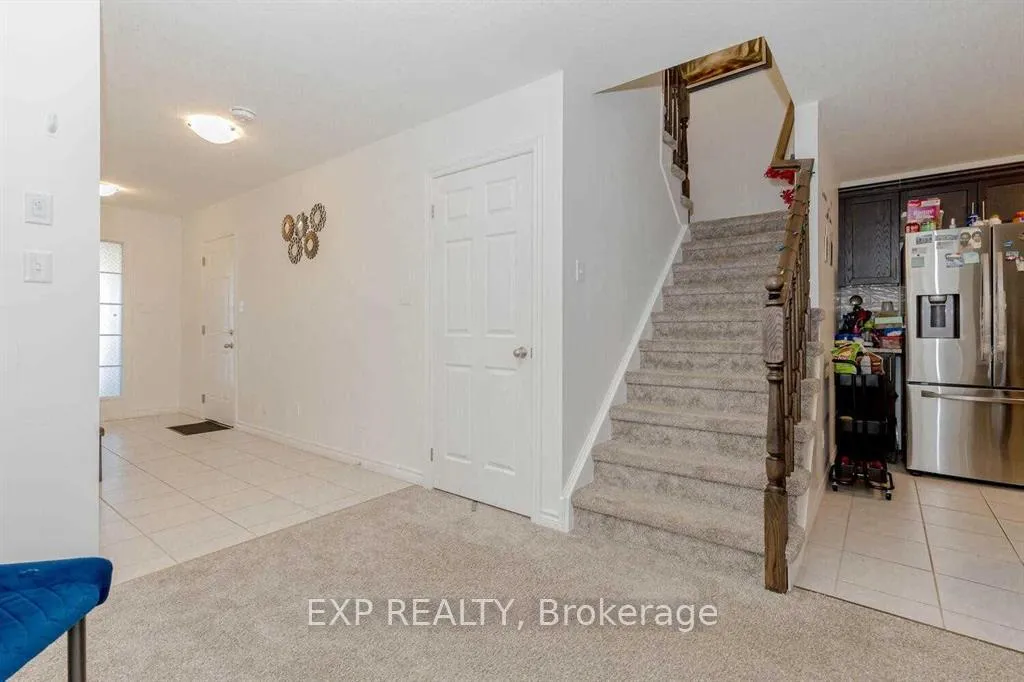 Photo 17 of 77 Woodedge Circle, Kitchener, Huron Park — HOMEH