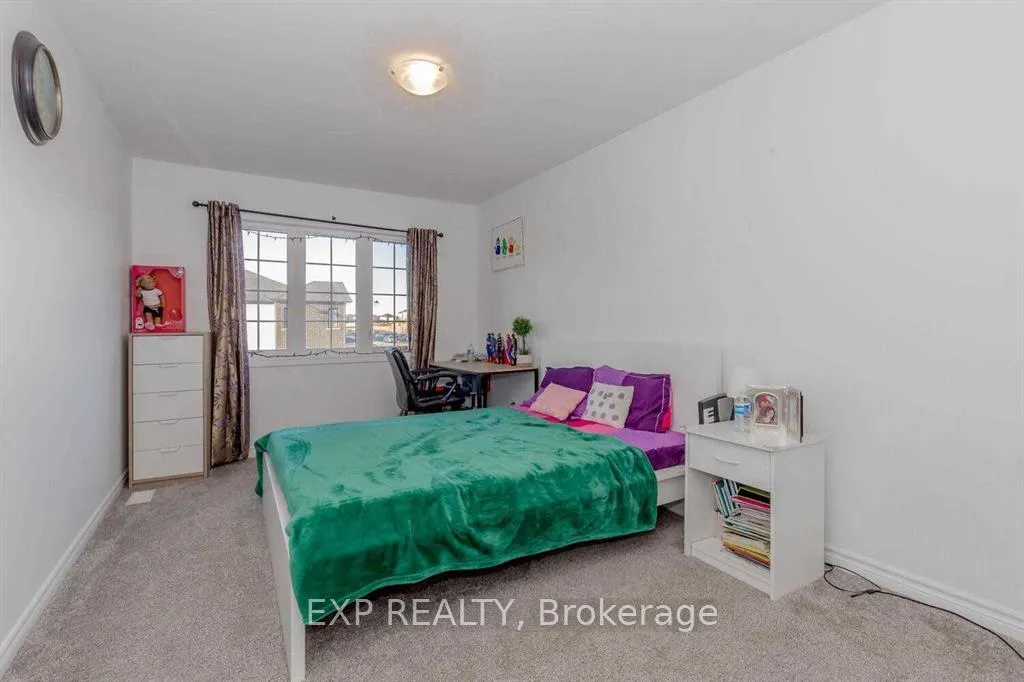 Photo 23 of 77 Woodedge Circle, Kitchener, Huron Park — HOMEH