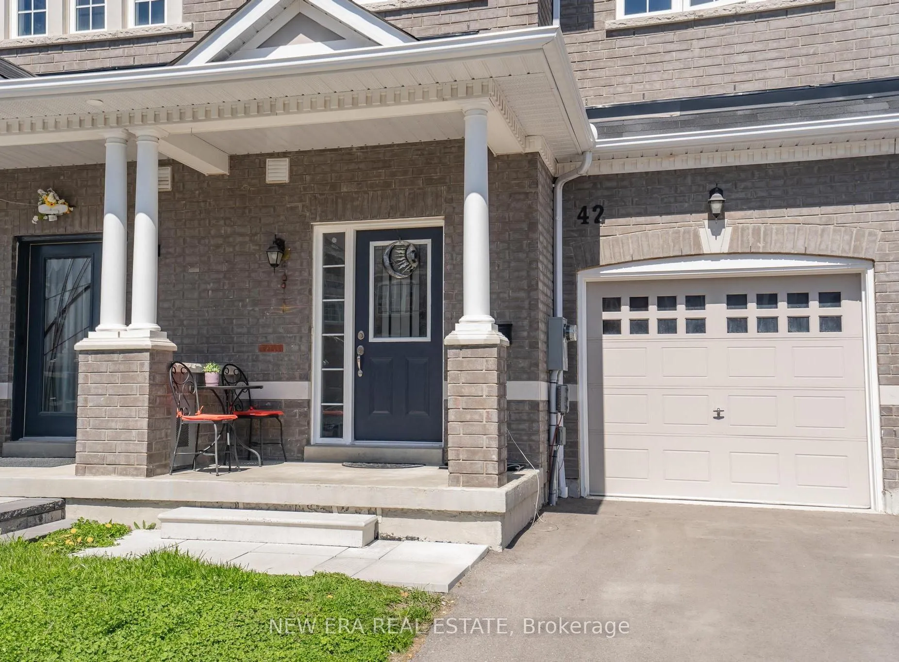 Photo 2 of 42 Jevons Drive, Ajax, South East — HOMEH