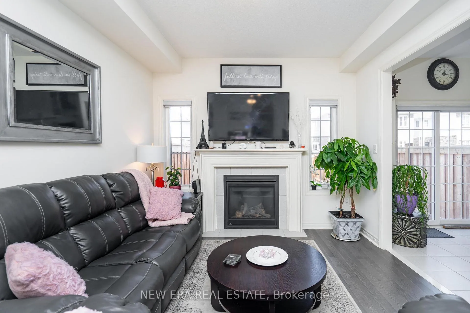 Photo 7 of 42 Jevons Drive, Ajax, South East — HOMEH