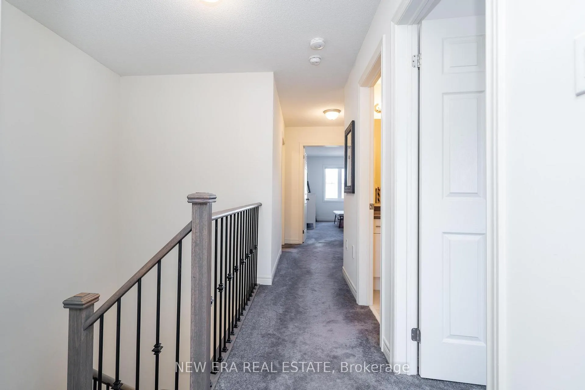 Photo 23 of 42 Jevons Drive, Ajax, South East — HOMEH