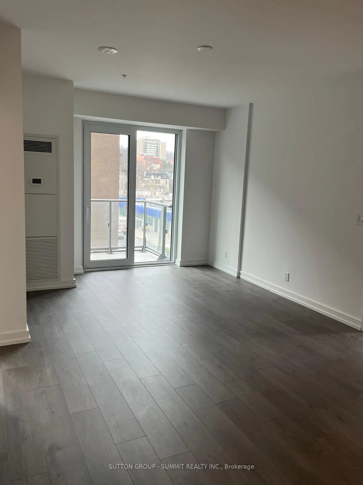 Photo 7 of Unit 419, 75 James Street S, Hamilton, Corktown — HOMEH