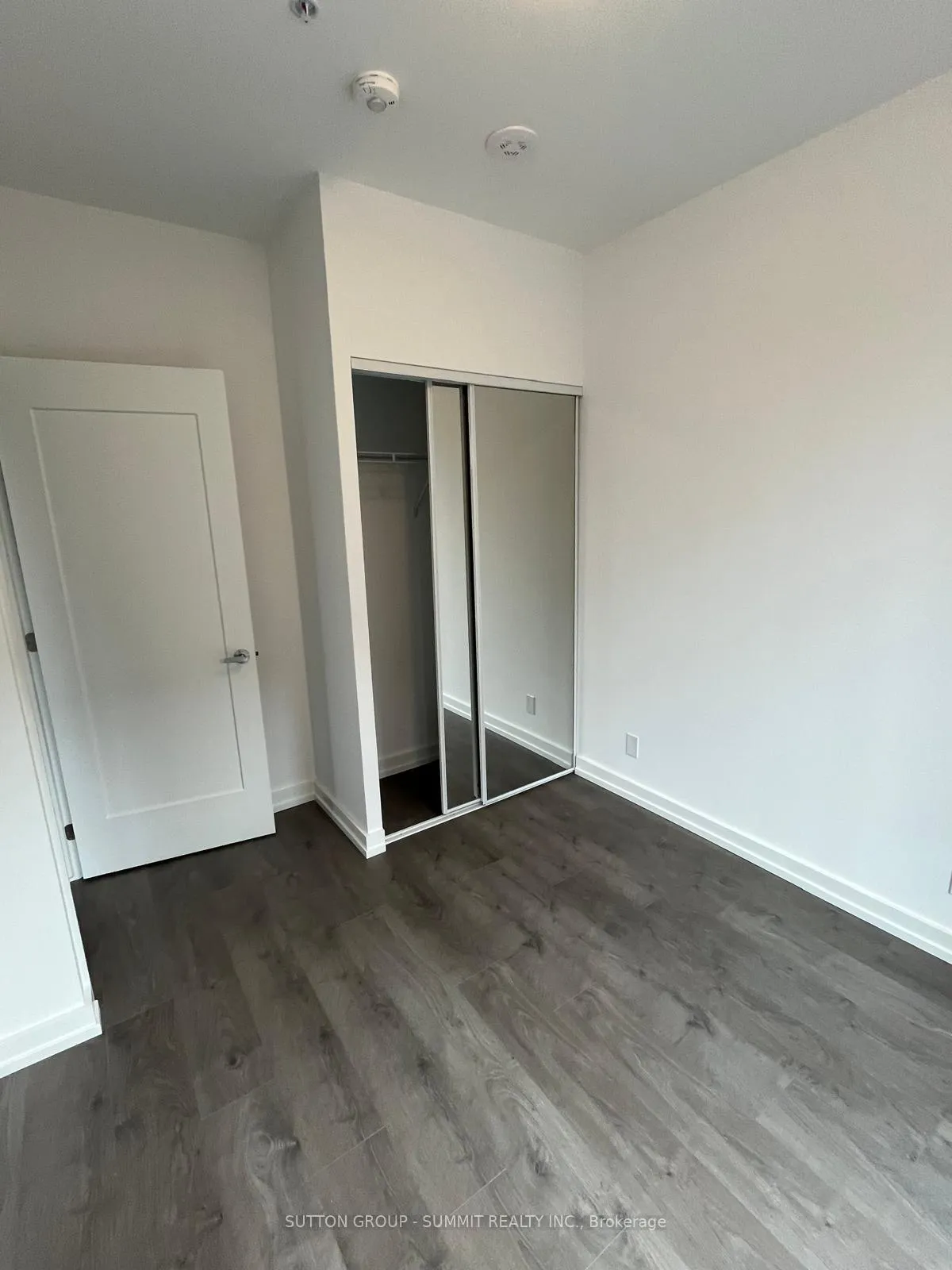 Photo 9 of Unit 419, 75 James Street S, Hamilton, Corktown — HOMEH