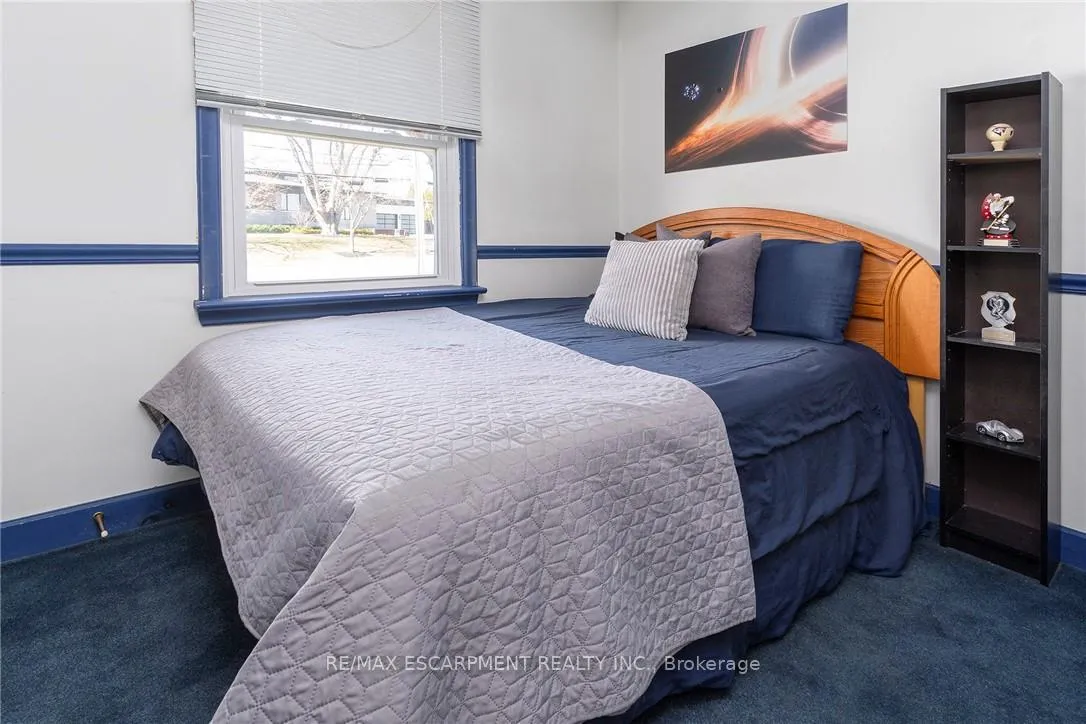 Photo 12 of 63 Seneca Avenue, Hamilton, Allison — HOMEH