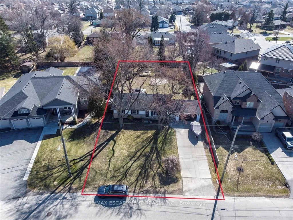 Photo 26 of 63 Seneca Avenue, Hamilton, Allison — HOMEH