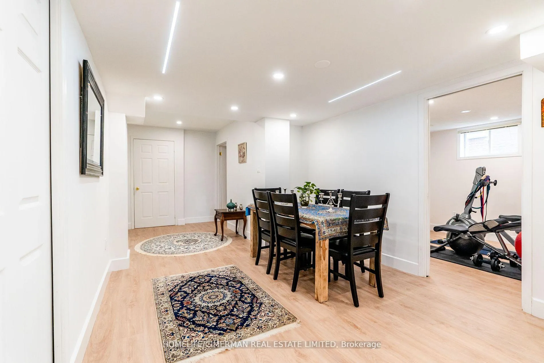 Photo 33 of 62 Jessica Drive, Barrie, Painswick South — HOMEH