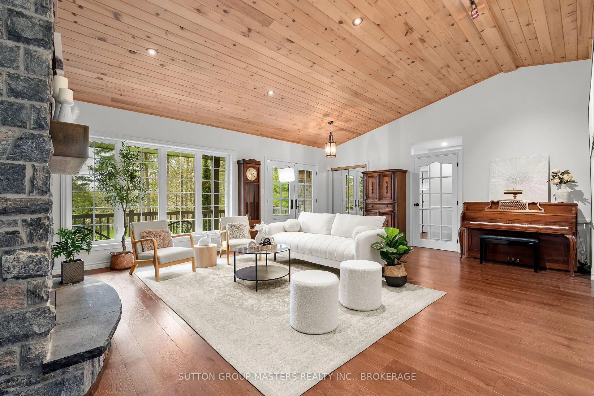 Photo 9 of 2280 Highland Heights Drive, Kingston — HOMEH