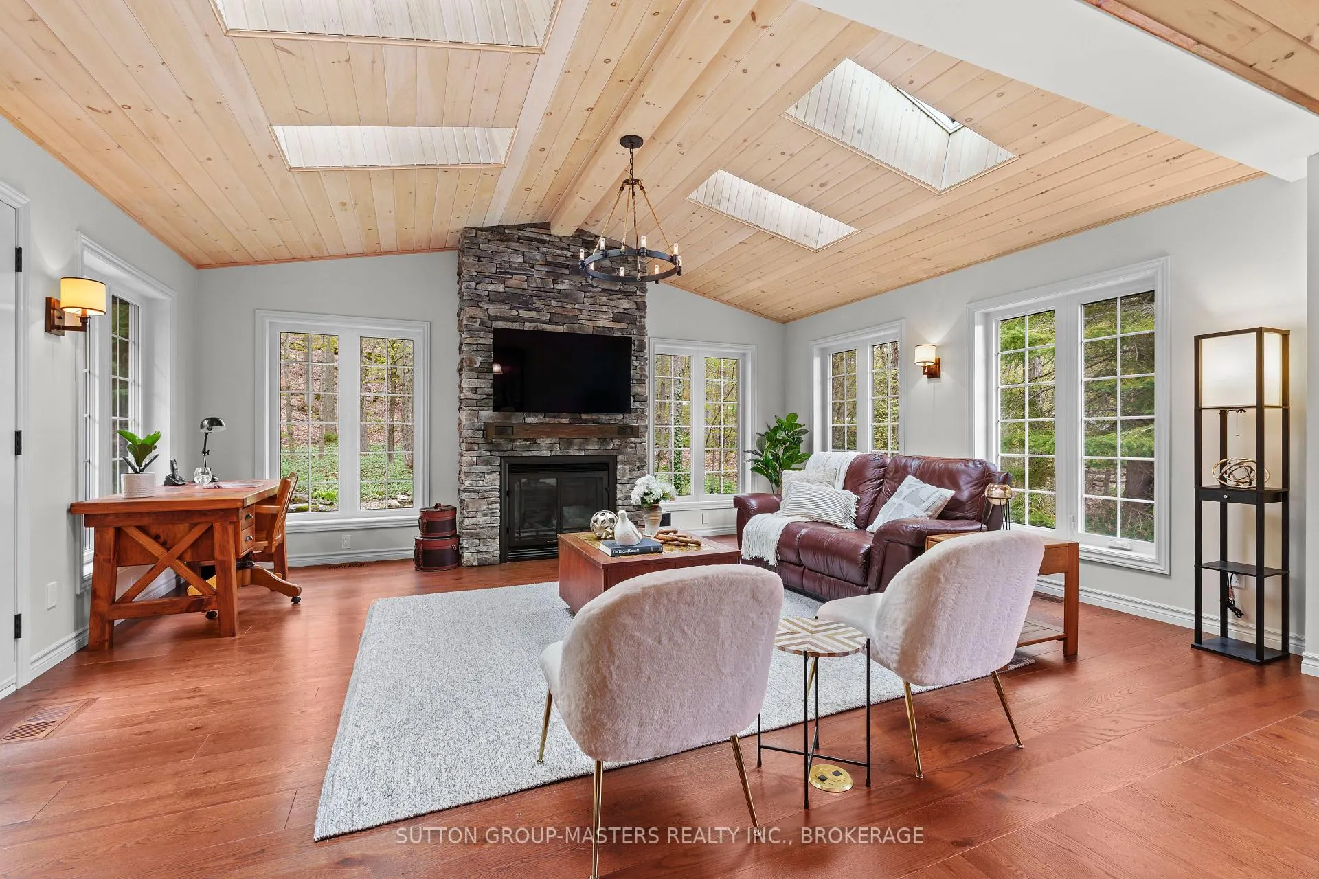 Photo 10 of 2280 Highland Heights Drive, Kingston — HOMEH