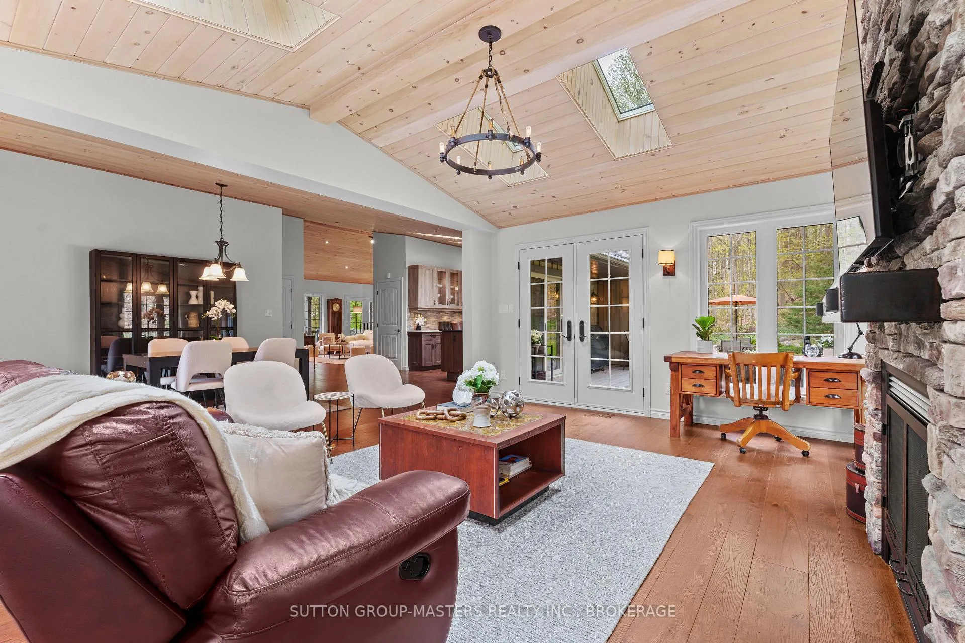 Photo 11 of 2280 Highland Heights Drive, Kingston — HOMEH