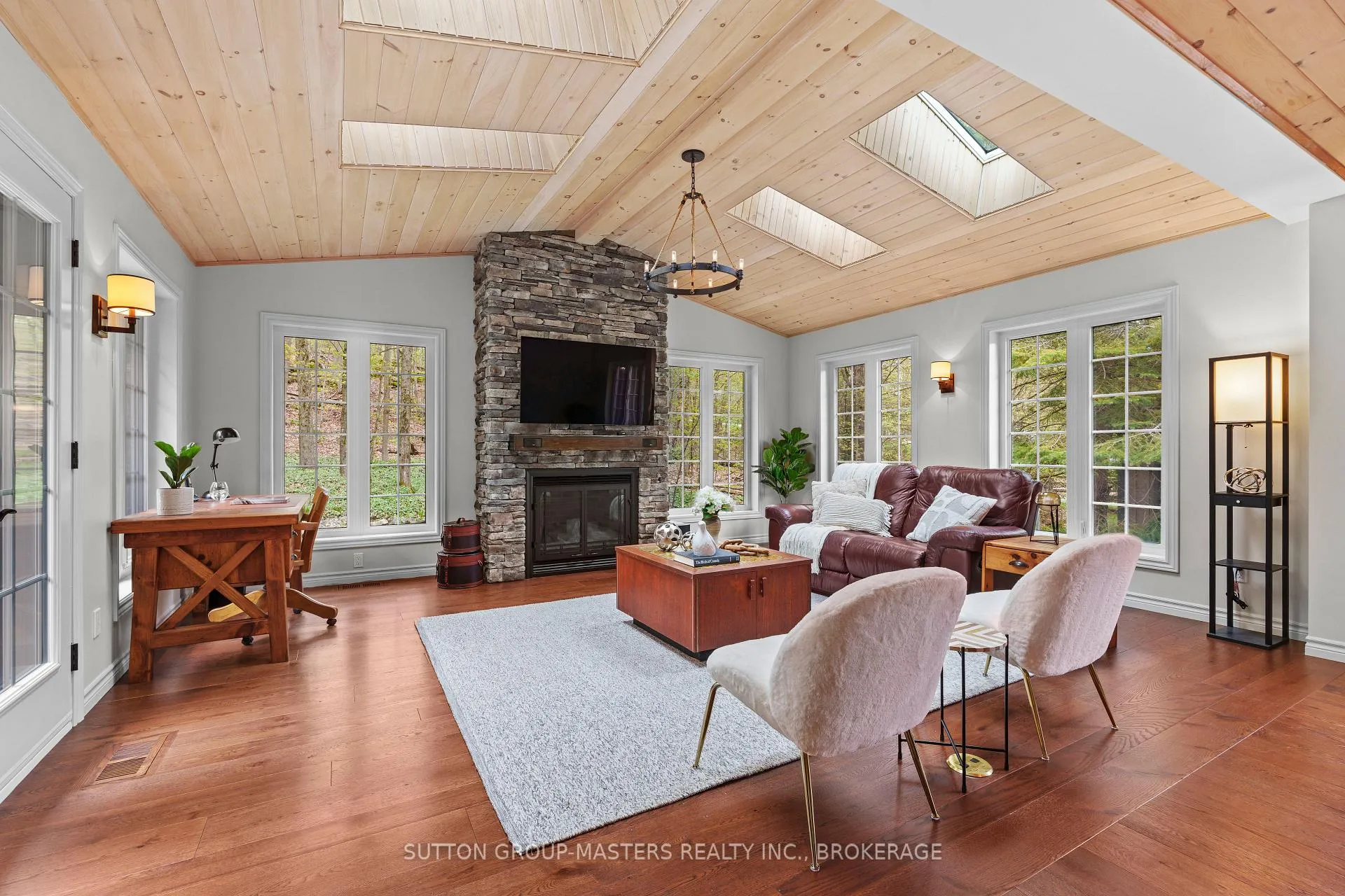 Photo 12 of 2280 Highland Heights Drive, Kingston — HOMEH
