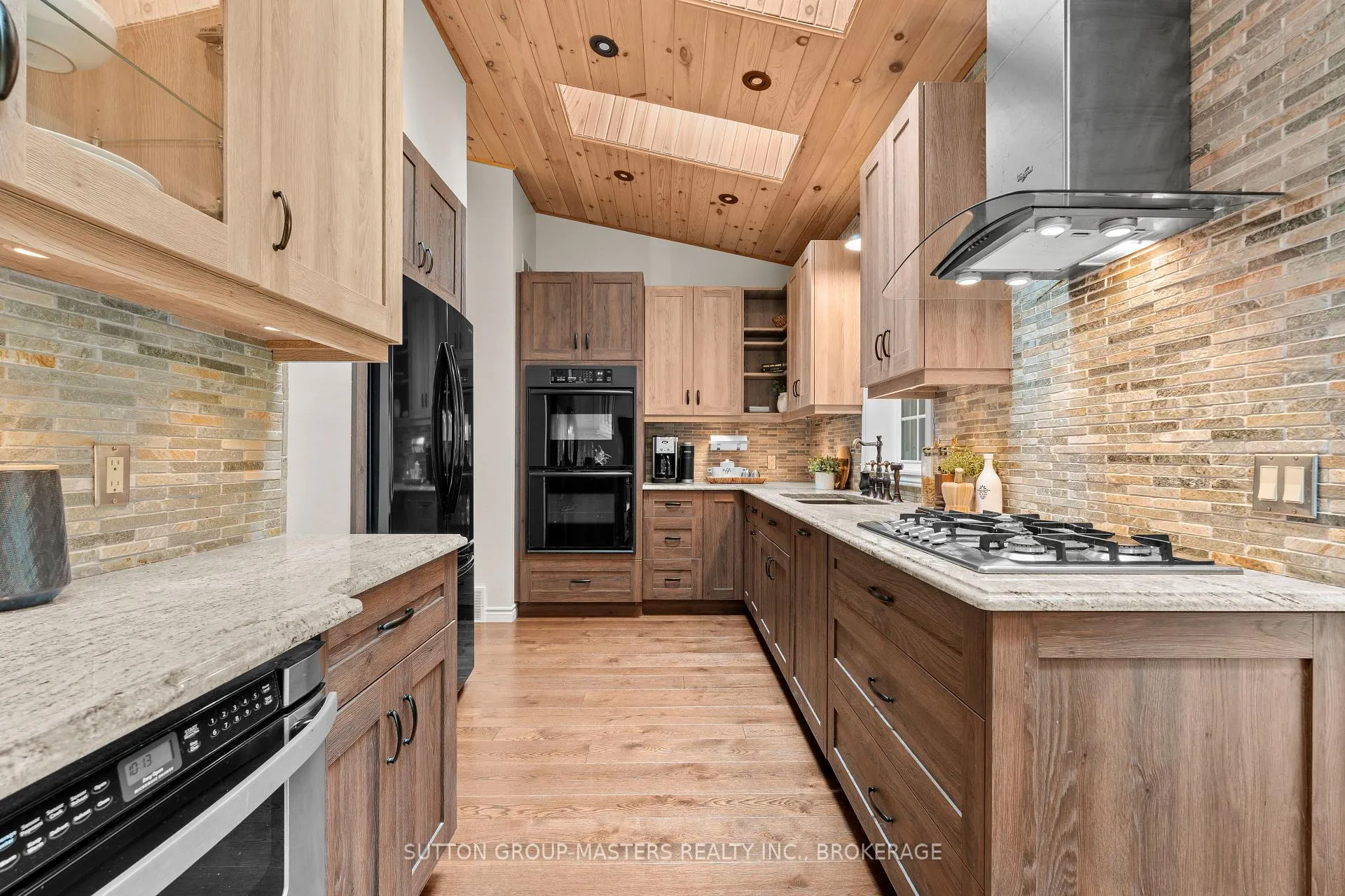Photo 18 of 2280 Highland Heights Drive, Kingston — HOMEH