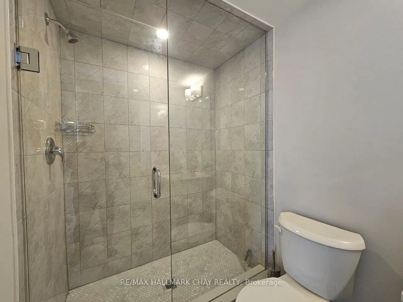 Photo 16 of Unit 4, 51 Hay Lane, Barrie, Innis-Shore — HOMEH