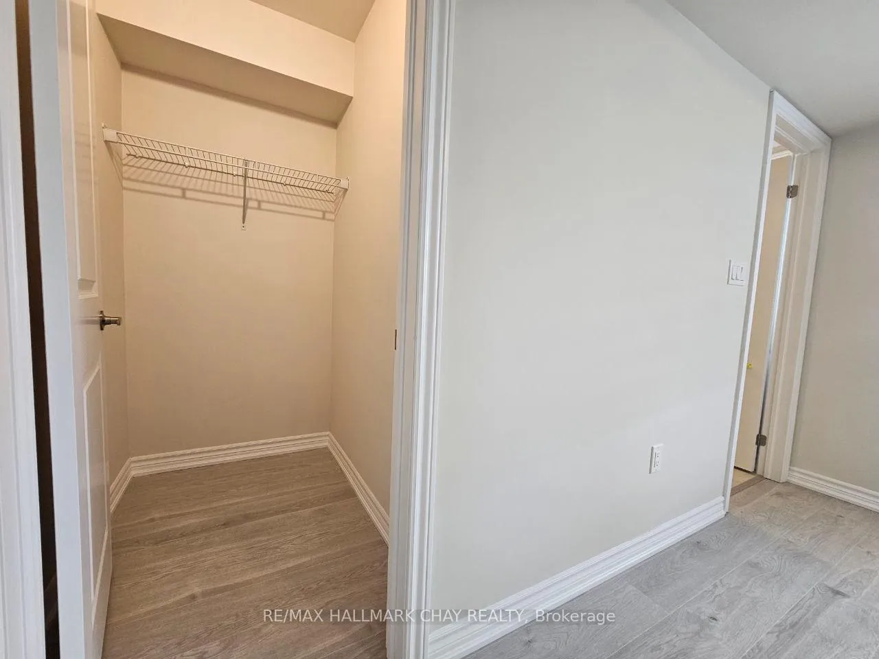 Photo 17 of Unit 4, 51 Hay Lane, Barrie, Innis-Shore — HOMEH