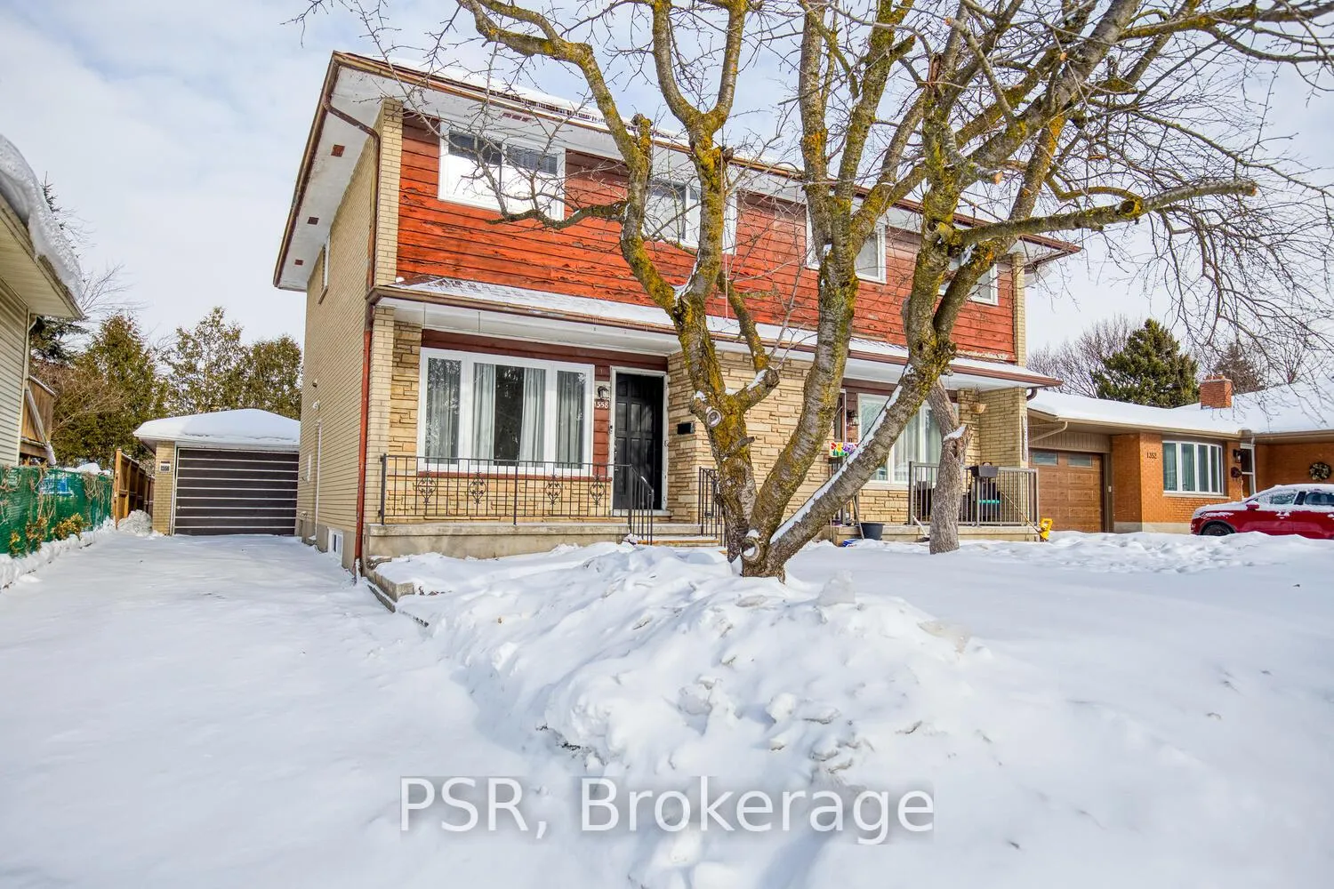 Photo 1 of 1358 Queen's Boulevard, Kitchener — HOMEH