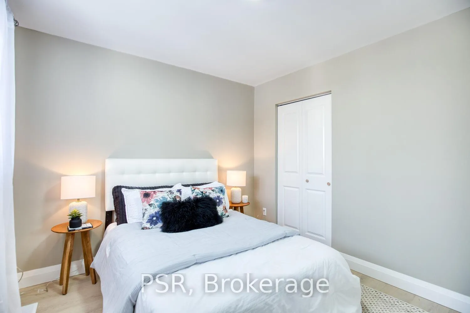 Photo 21 of 1358 Queen's Boulevard, Kitchener — HOMEH