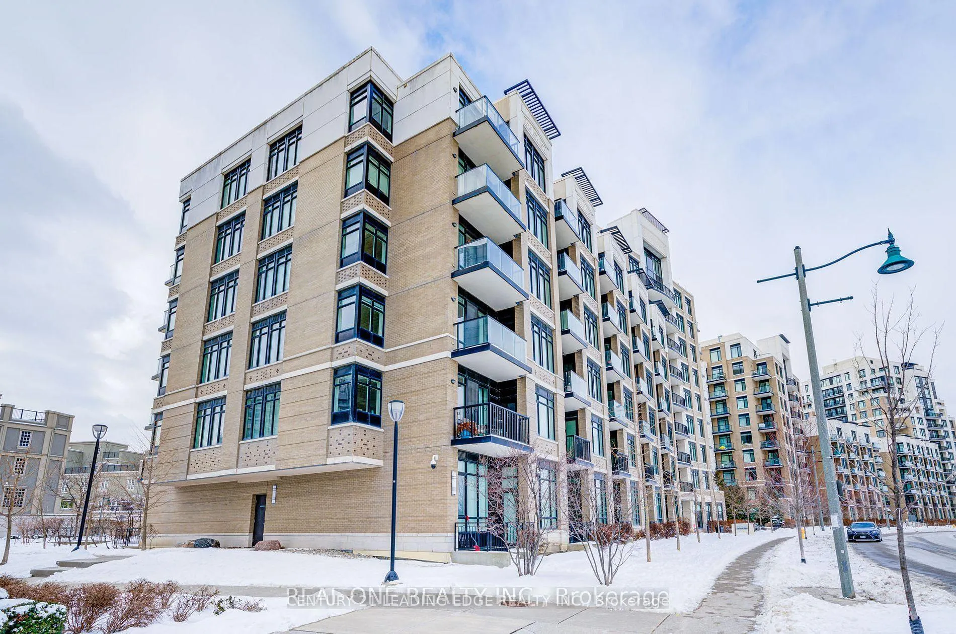 Photo 2 of Unit 107, 111 Upper Duke Crescent, Markham, Unionville — HOMEH