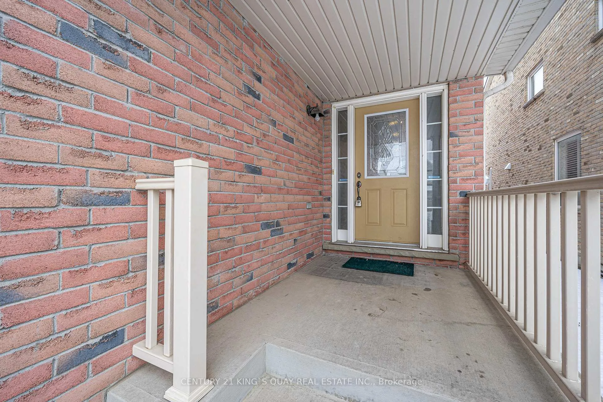 Photo 4 of 13 Barkwood Hollow, Markham, Berczy — HOMEH