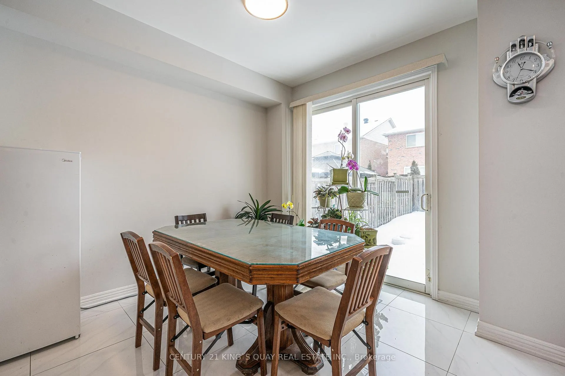 Photo 14 of 13 Barkwood Hollow, Markham, Berczy — HOMEH