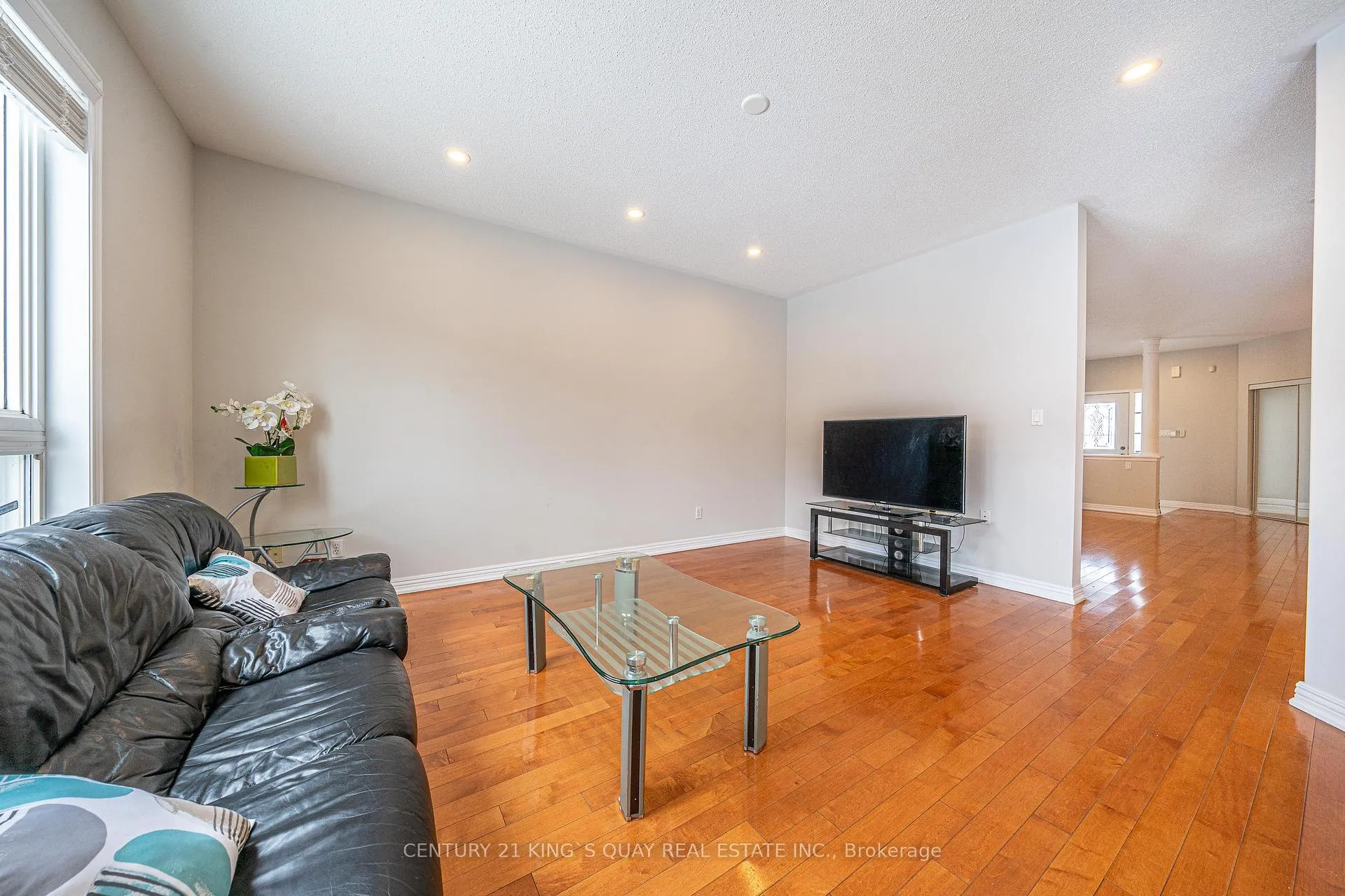 Photo 18 of 13 Barkwood Hollow, Markham, Berczy — HOMEH