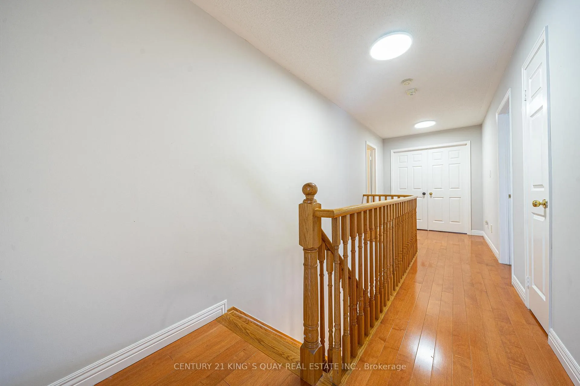 Photo 23 of 13 Barkwood Hollow, Markham, Berczy — HOMEH