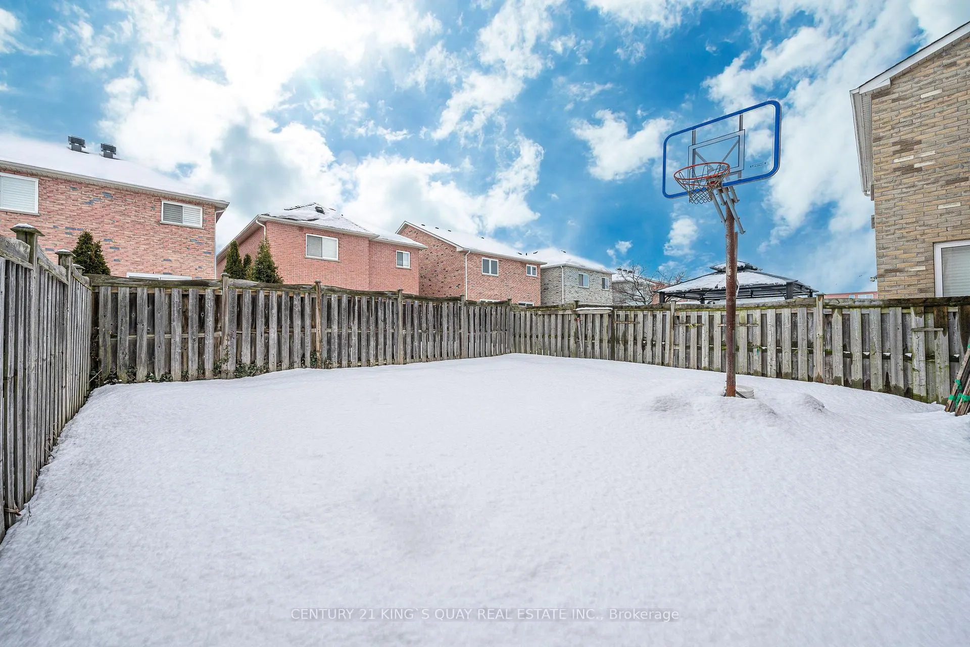 Photo 31 of 13 Barkwood Hollow, Markham, Berczy — HOMEH