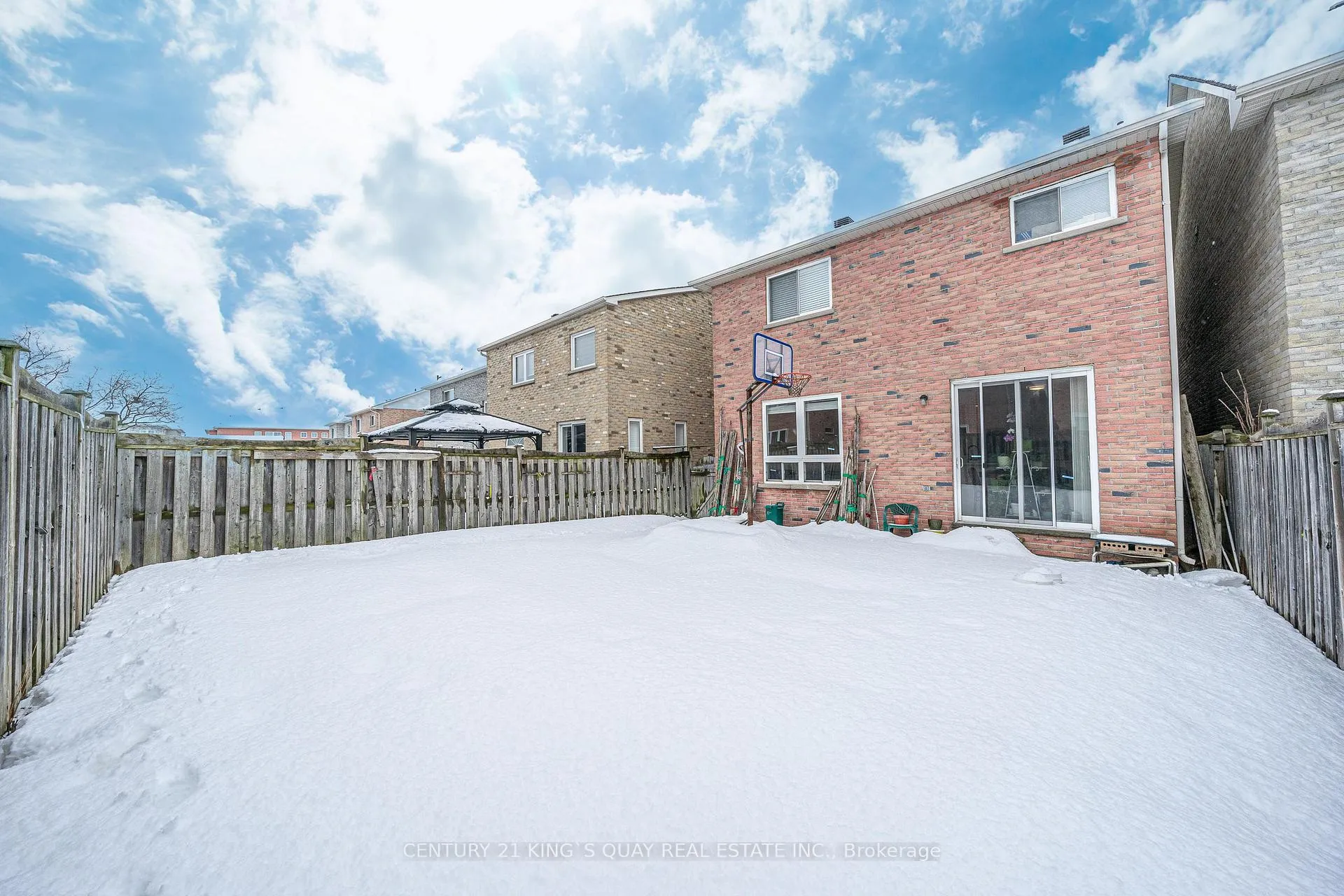 Photo 34 of 13 Barkwood Hollow, Markham, Berczy — HOMEH