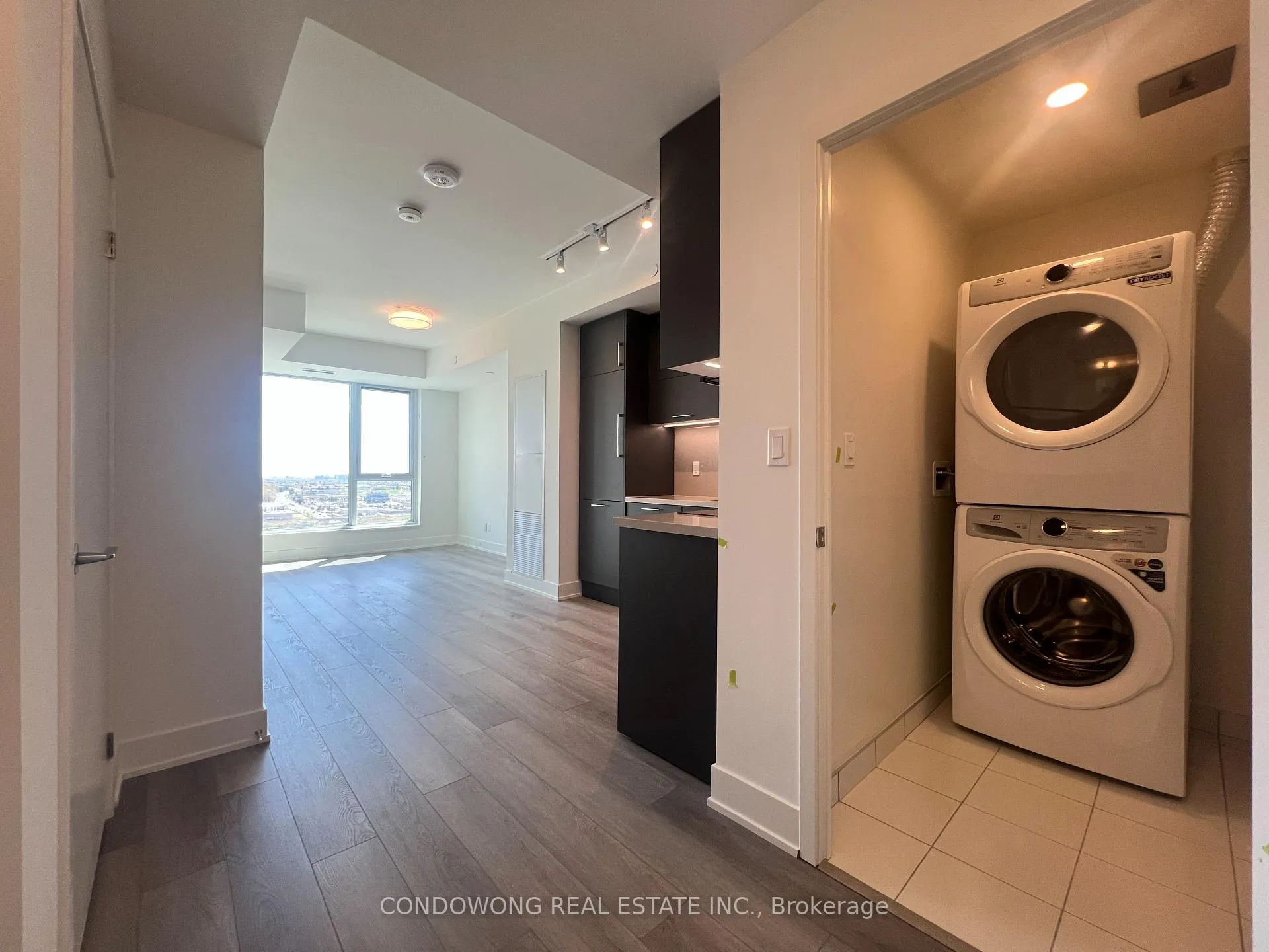 Photo 3 of Unit 2308, 38 Andre De Grasse Street, Markham, Unionville — HOMEH