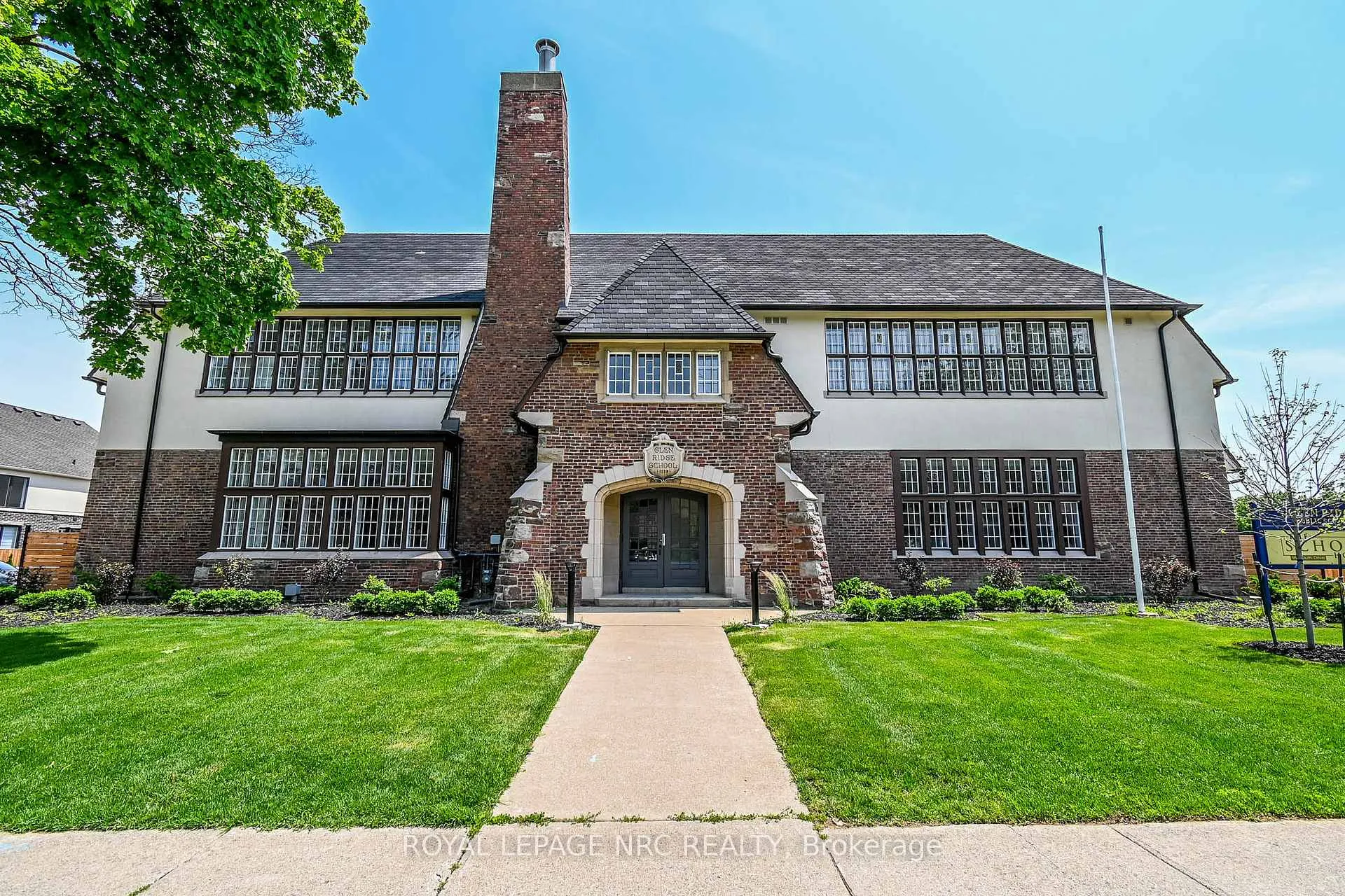 Photo 1 of Unit 6, 99 South Drive, St. Catharines, Old Glenridge — HOMEH