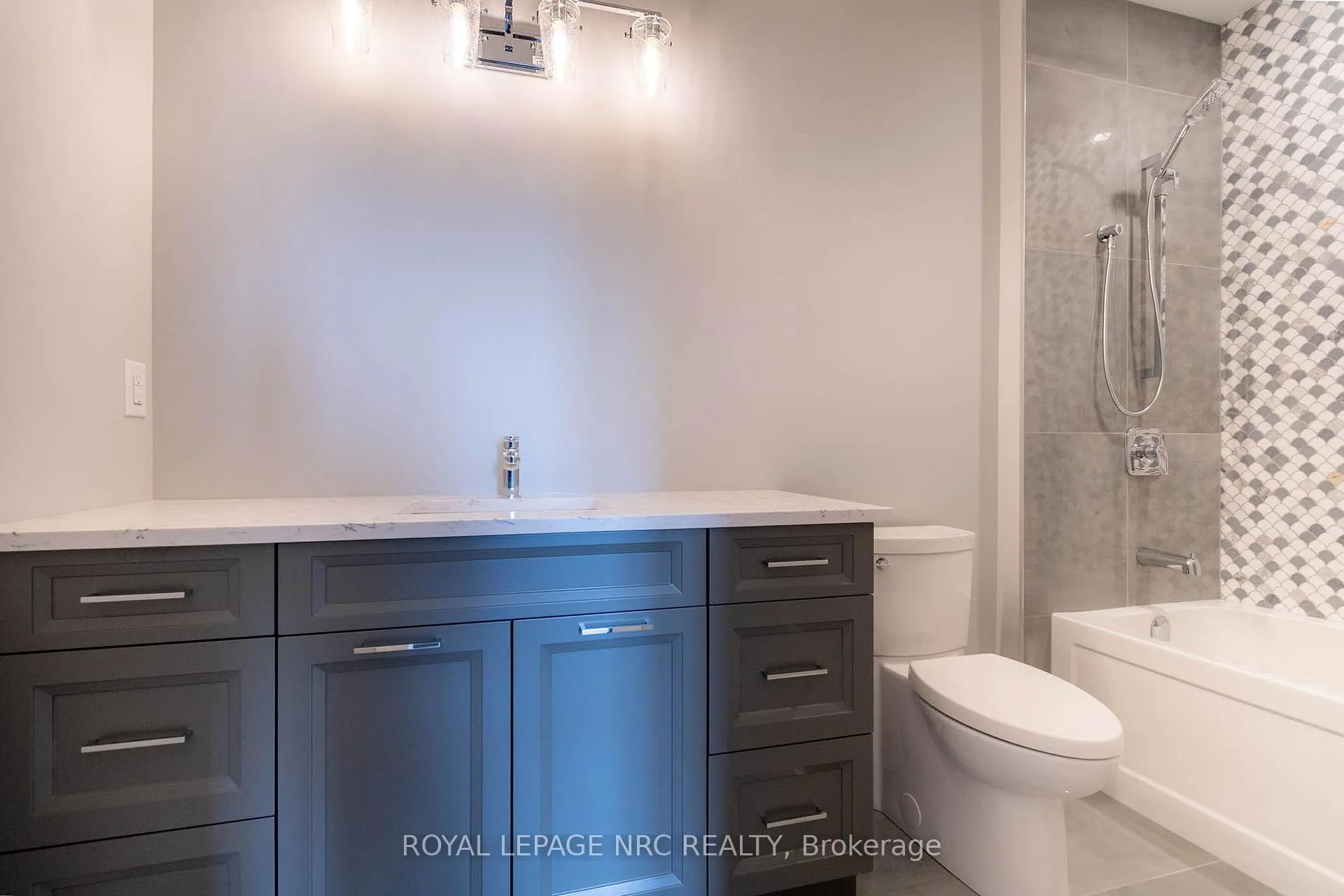 Photo 30 of Unit 6, 99 South Drive, St. Catharines, Old Glenridge — HOMEH