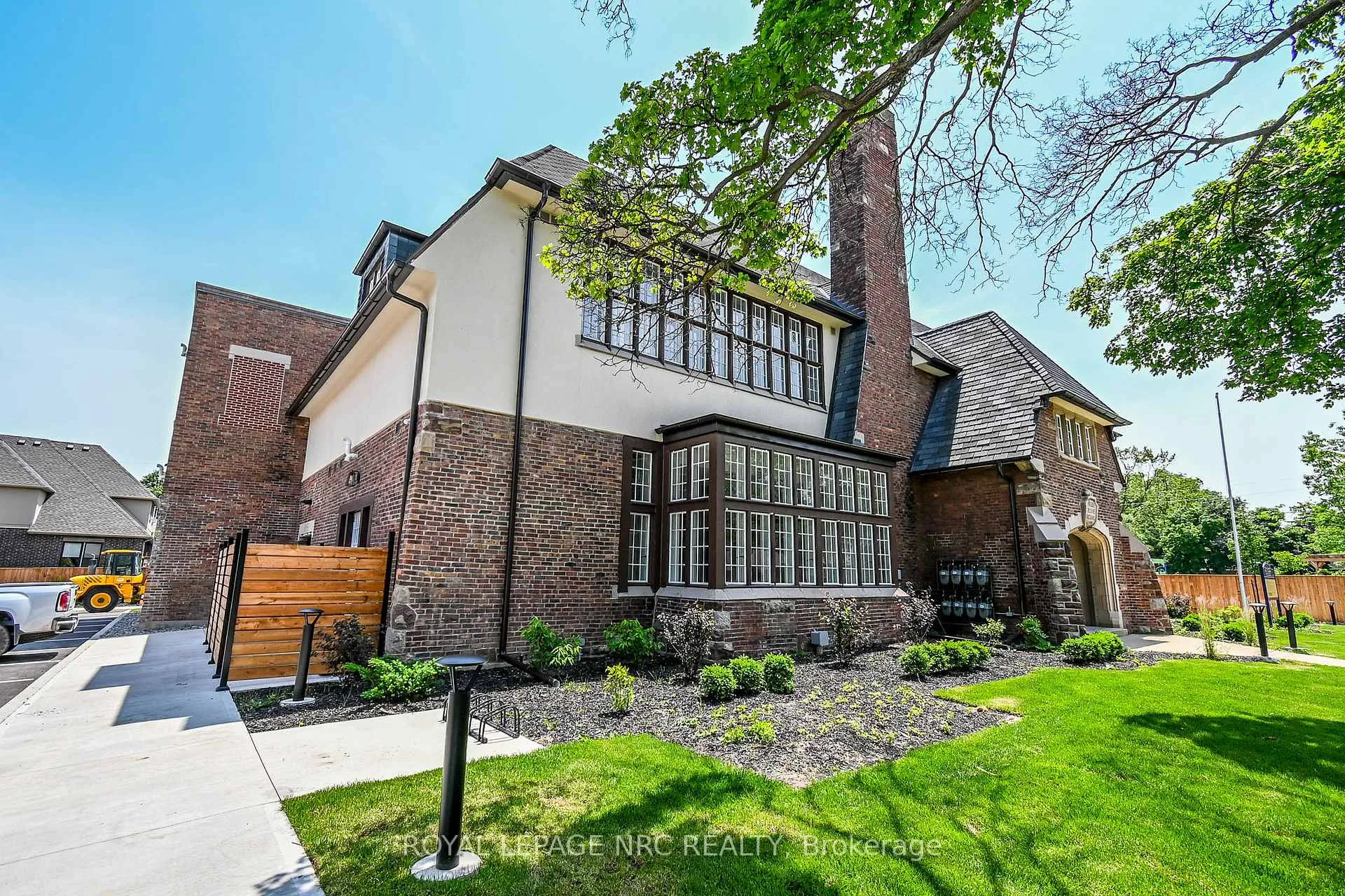 Photo 34 of Unit 6, 99 South Drive, St. Catharines, Old Glenridge — HOMEH