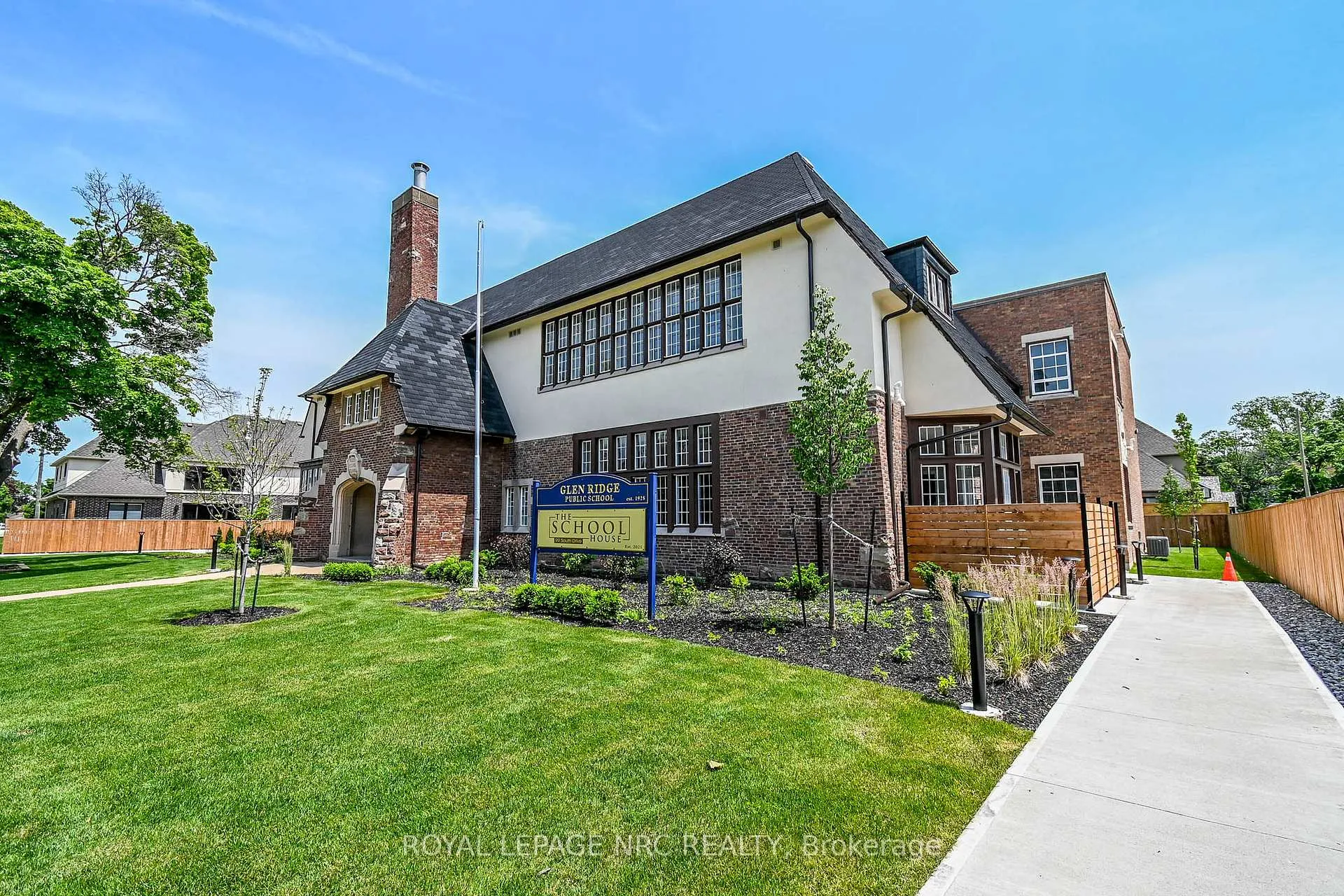 Photo 35 of Unit 6, 99 South Drive, St. Catharines, Old Glenridge — HOMEH