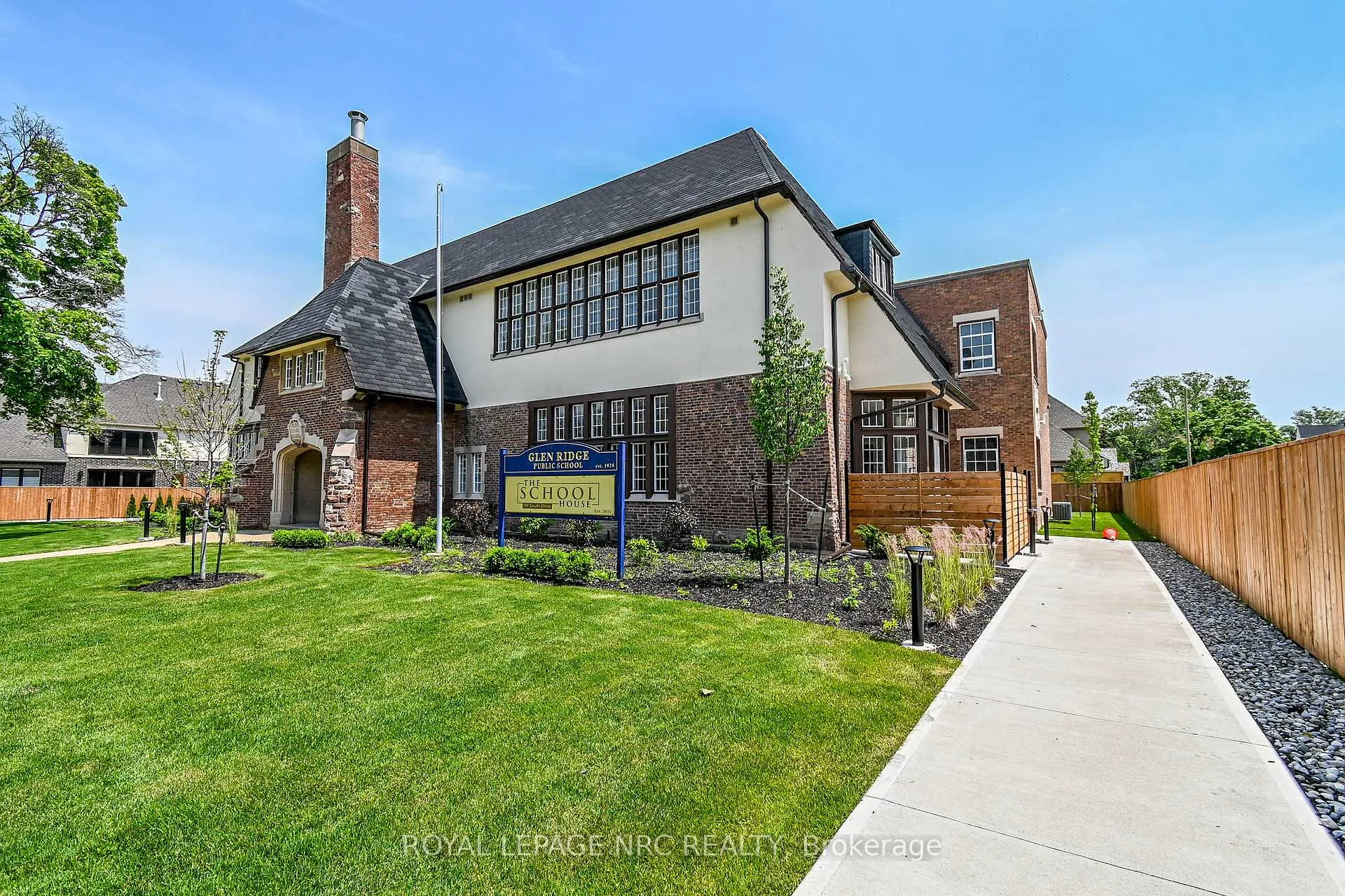 Photo 36 of Unit 6, 99 South Drive, St. Catharines, Old Glenridge — HOMEH