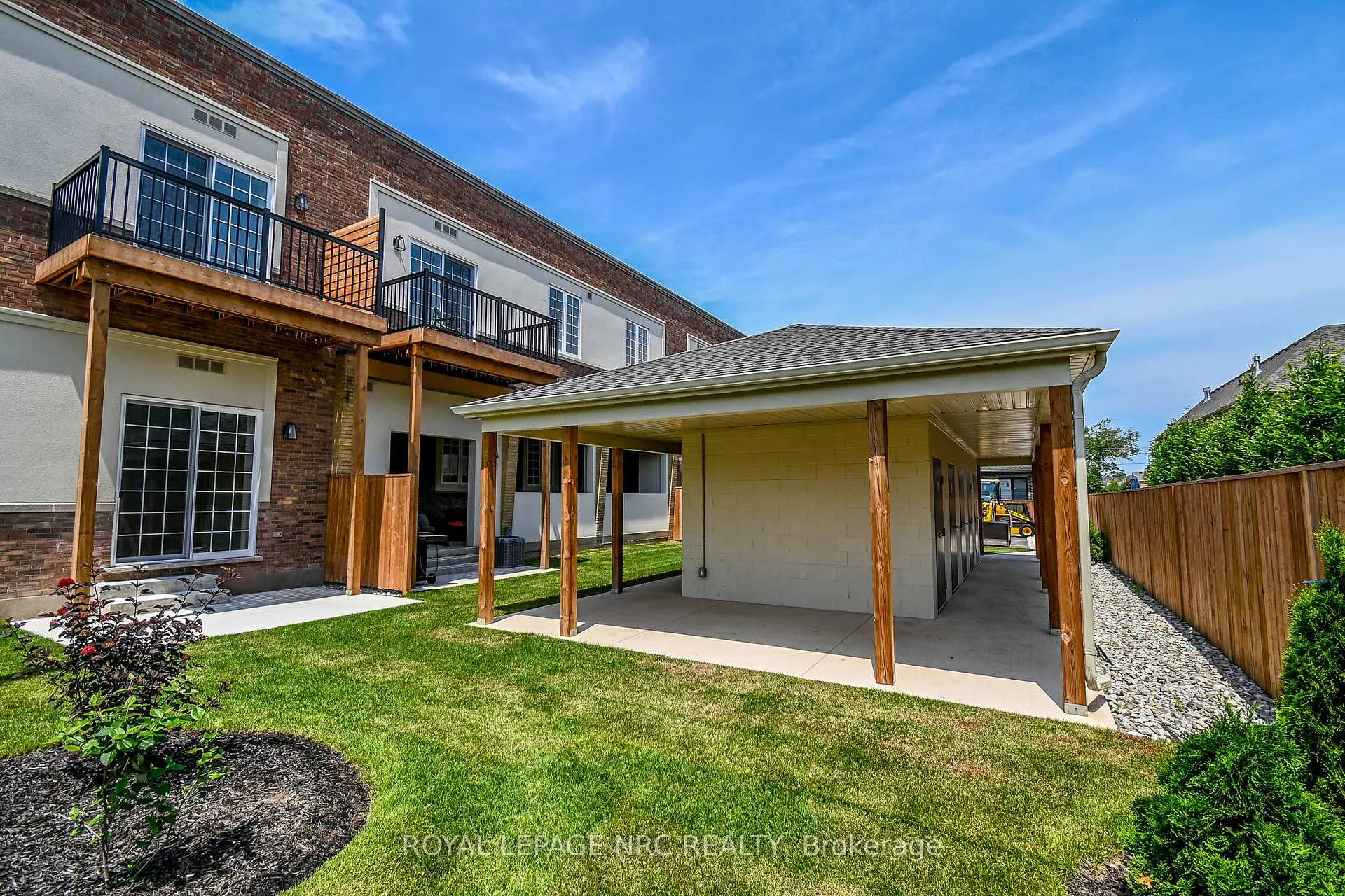 Photo 38 of Unit 6, 99 South Drive, St. Catharines, Old Glenridge — HOMEH