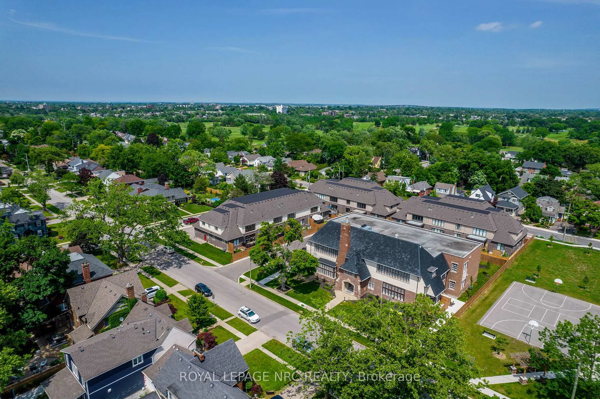 Photo 44 of Unit 6, 99 South Drive, St. Catharines, Old Glenridge — HOMEH