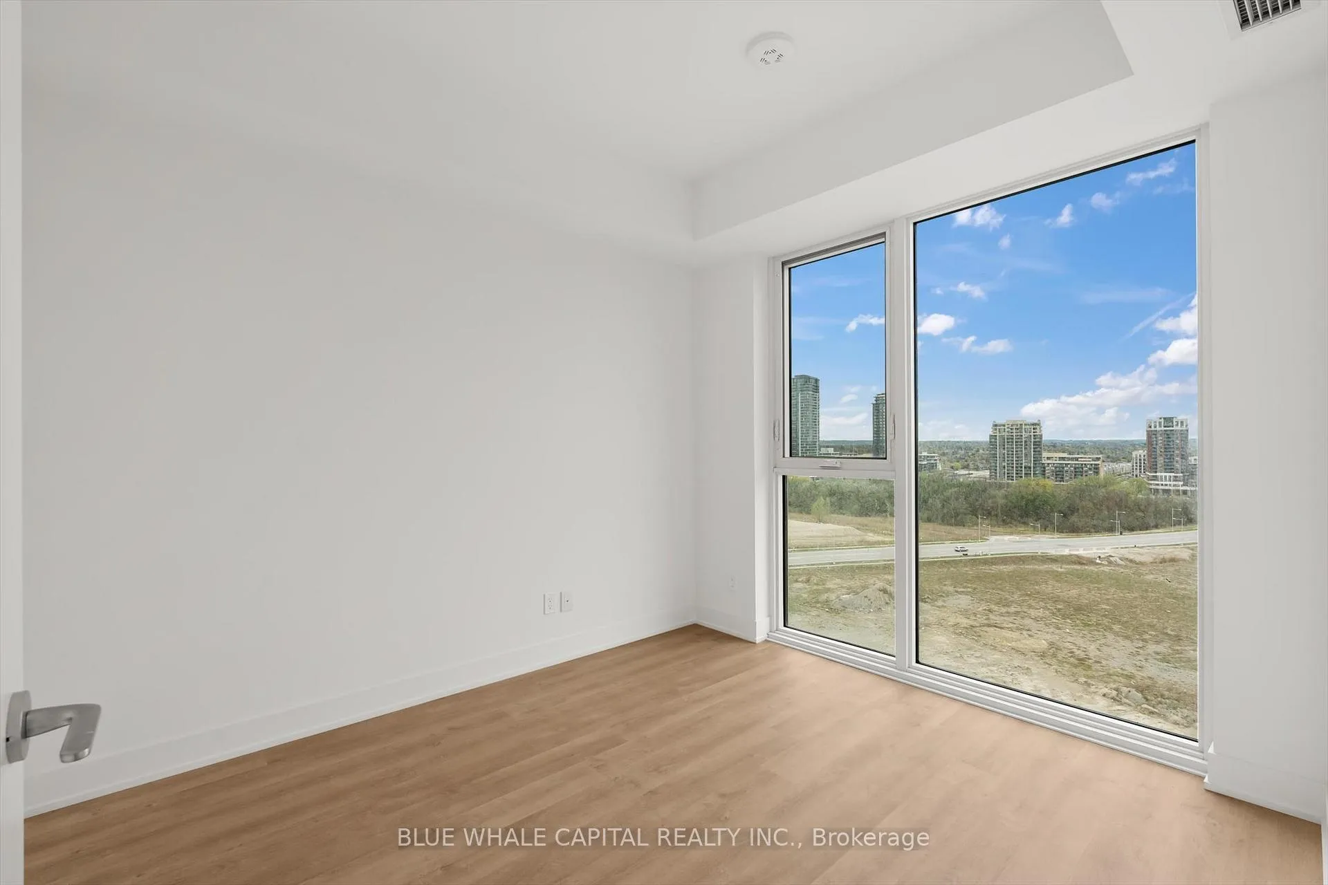 Photo 4 of Unit 1117, 56 Andre De Grasse Street, Markham, Unionville — HOMEH