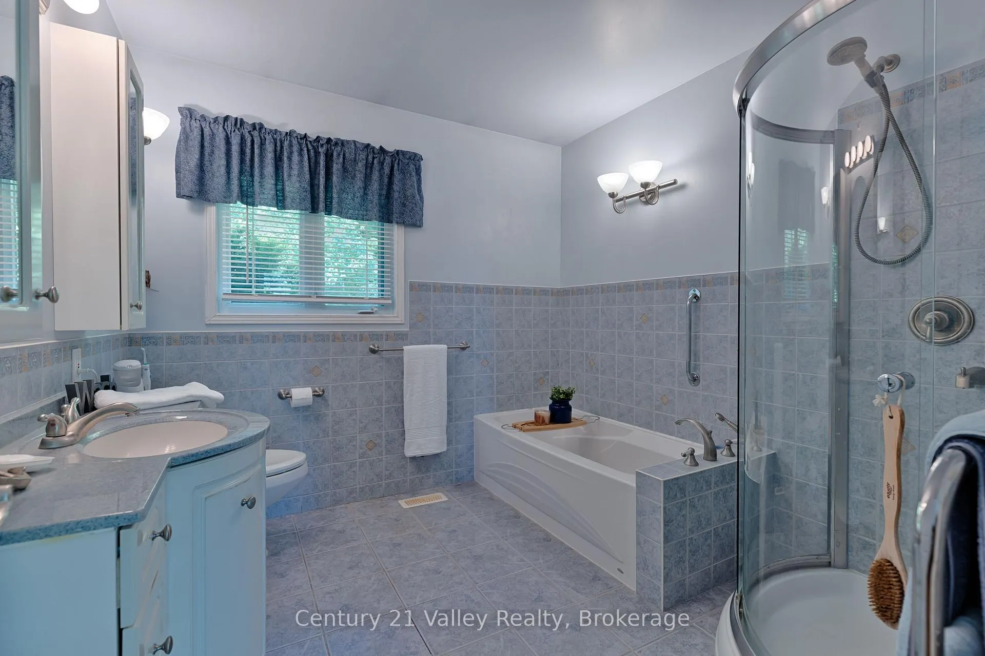 Photo 33 of 187 Mulberry Lane, Bonnechere Valley, Eganville/Bonnechere Twp — HOMEH