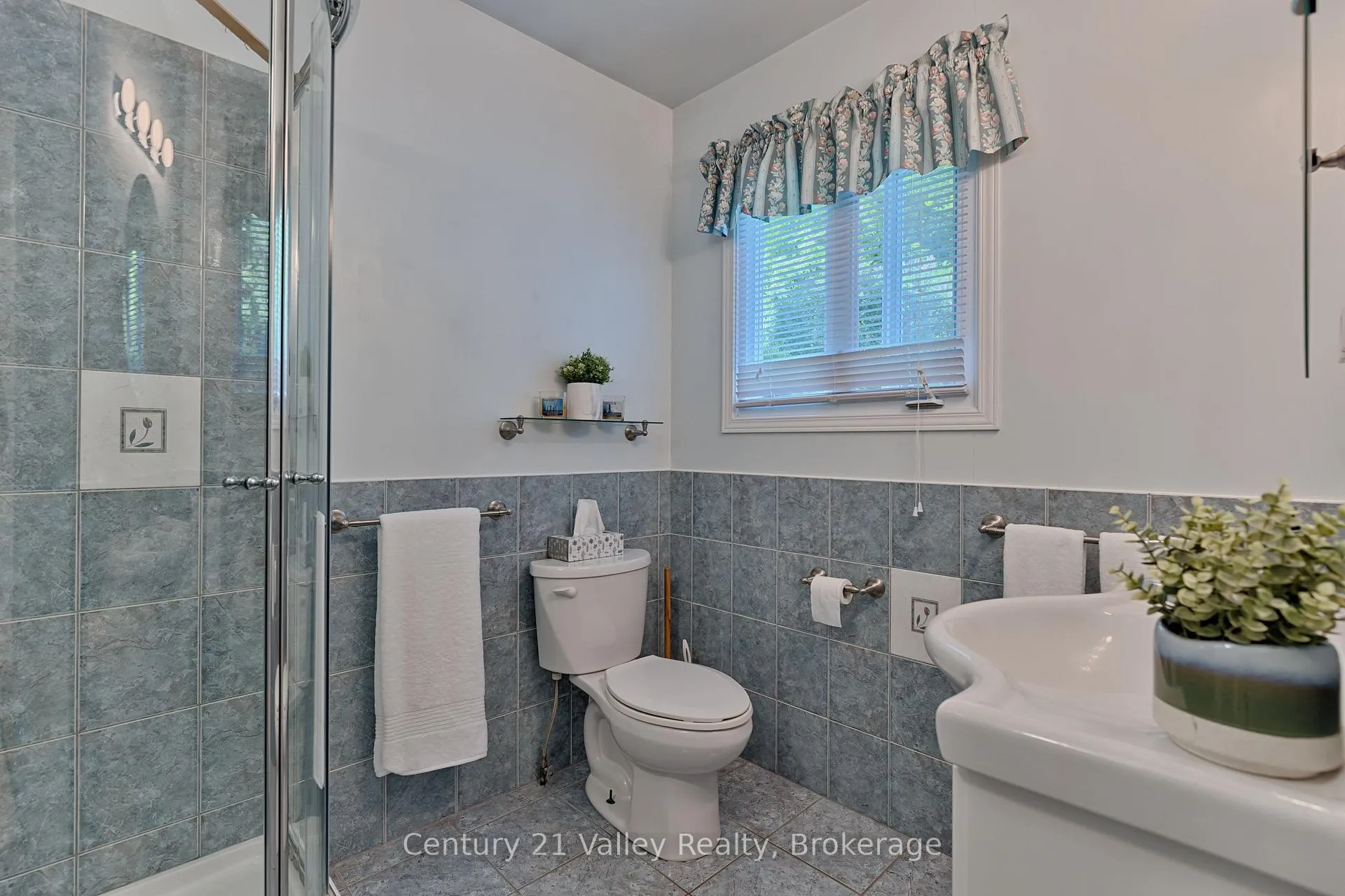 Photo 37 of 187 Mulberry Lane, Bonnechere Valley, Eganville/Bonnechere Twp — HOMEH