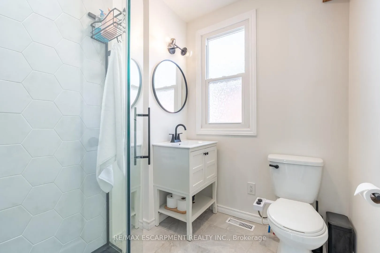 Photo 27 of 45 Barons Avenue N, Hamilton, Homeside — HOMEH