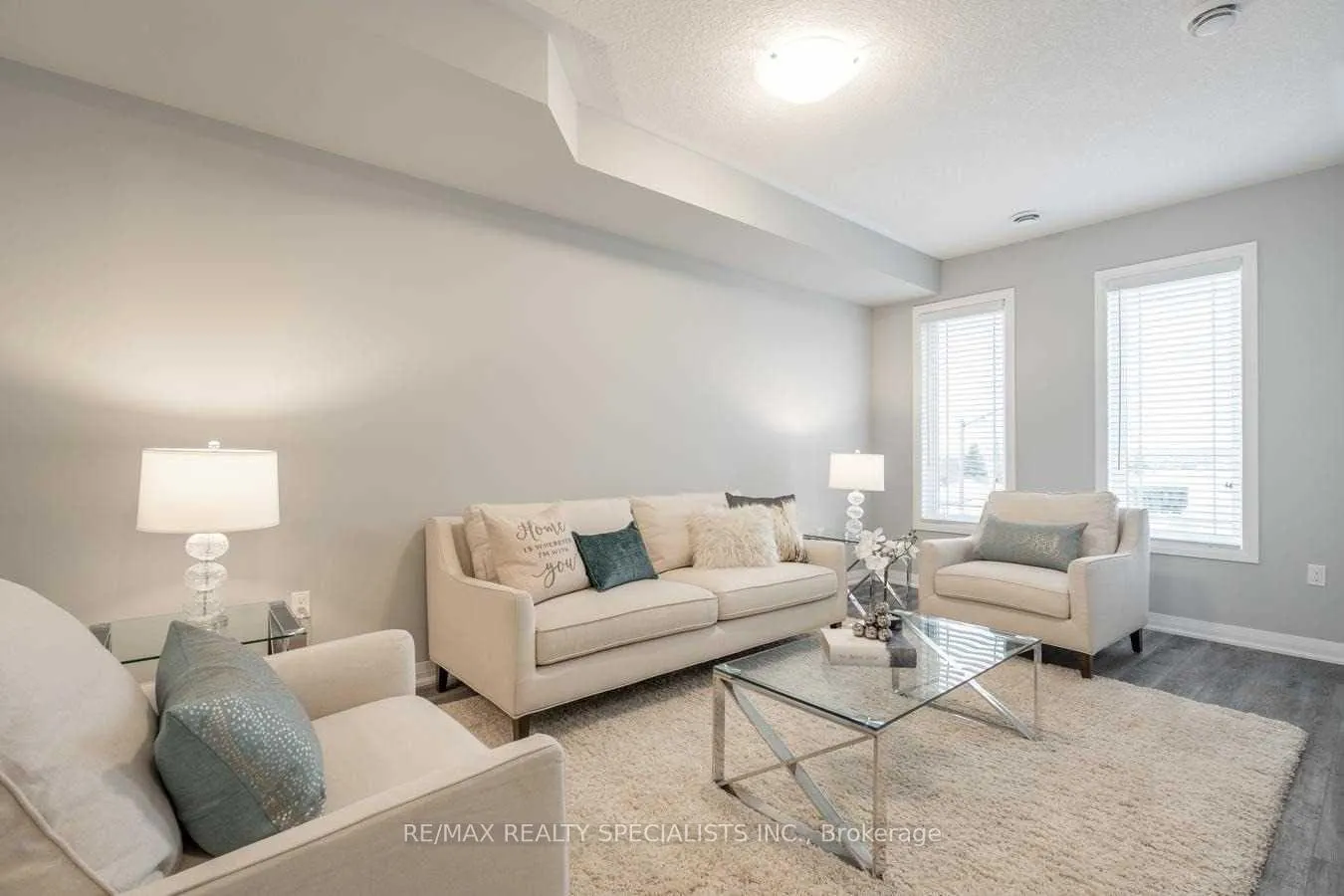 Photo 2 of 72 Laguna Village Crescent, Hamilton, Hannon — HOMEH
